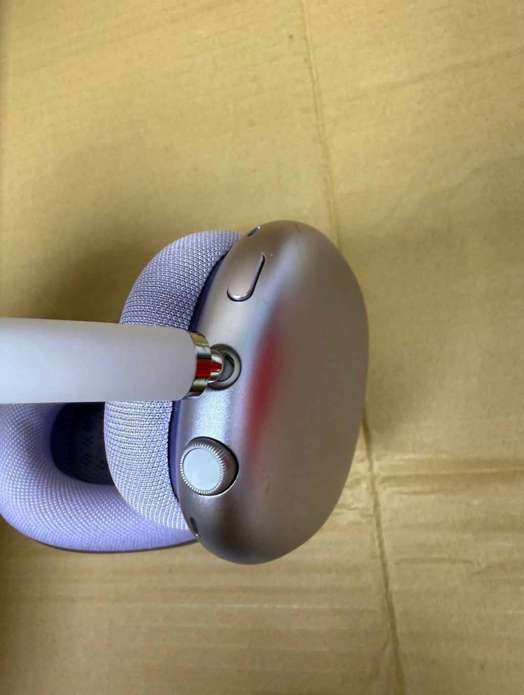 AirPods Max product boxes