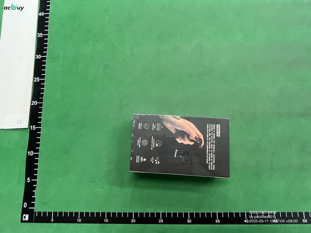 Marshall Minor III earbuds box