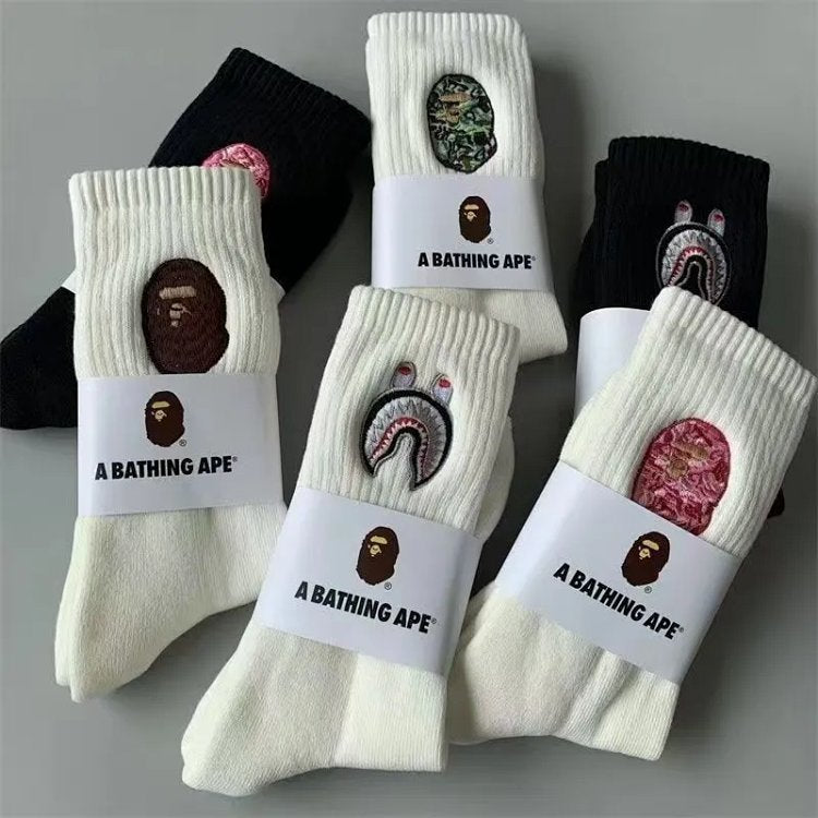 BAPE shark crew sock in white