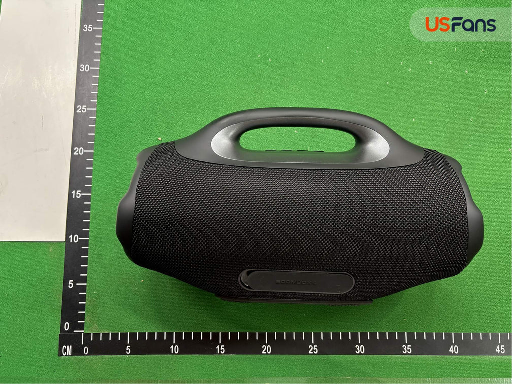 JBL Boombox 4 packaging rear view