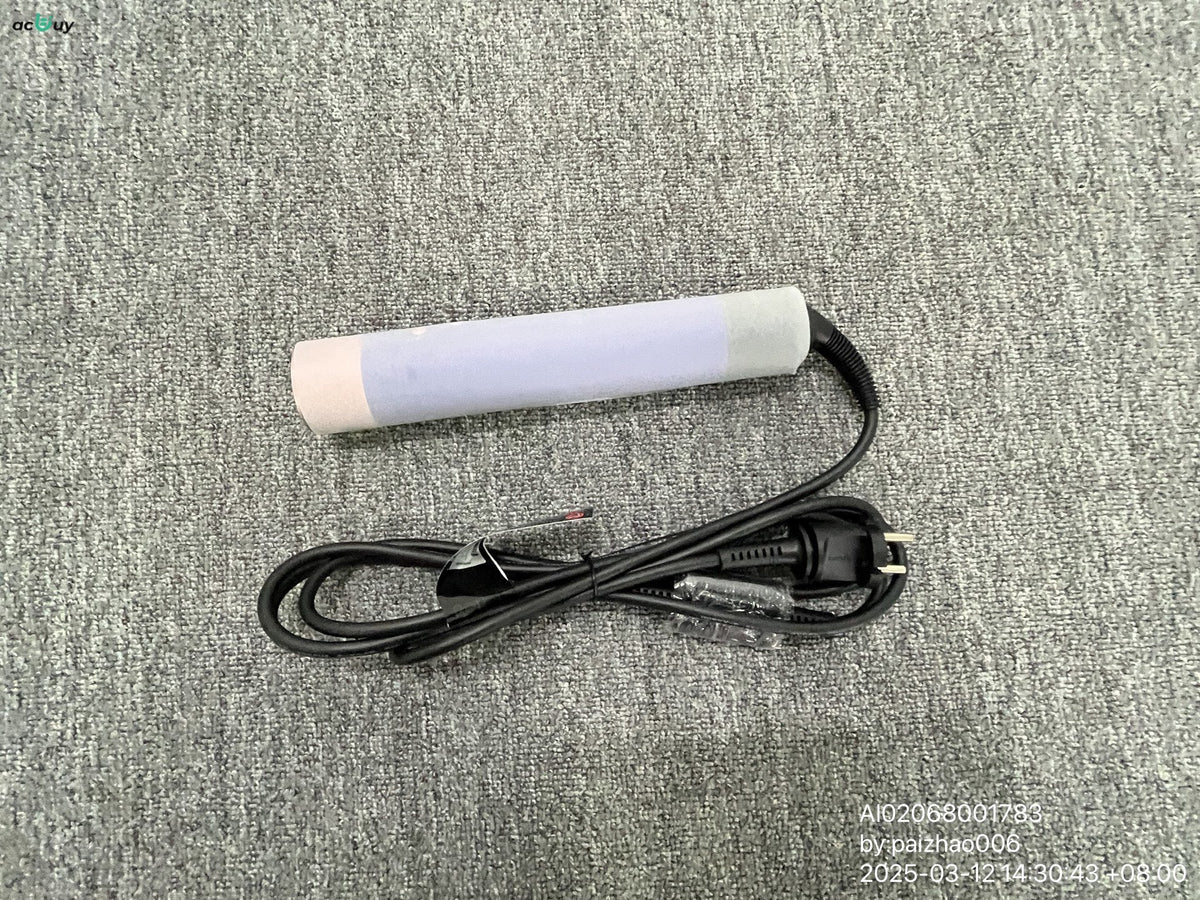 Hair styling attachments arranged with storage case