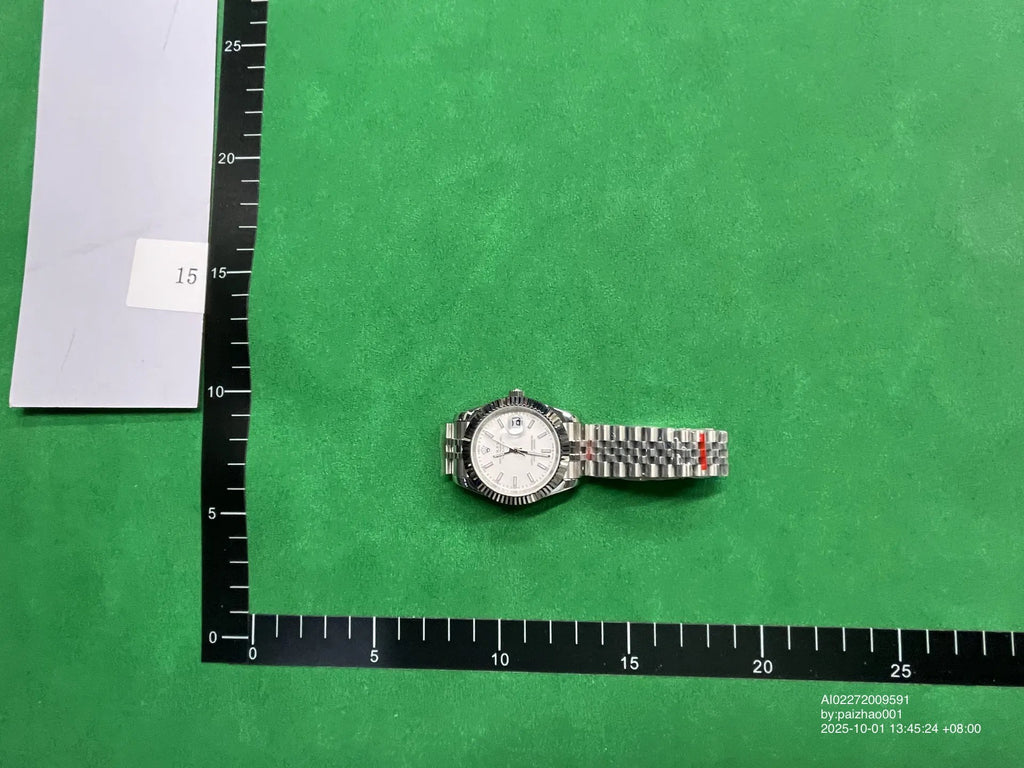 Rolex watches in multiple dial and bezel colors