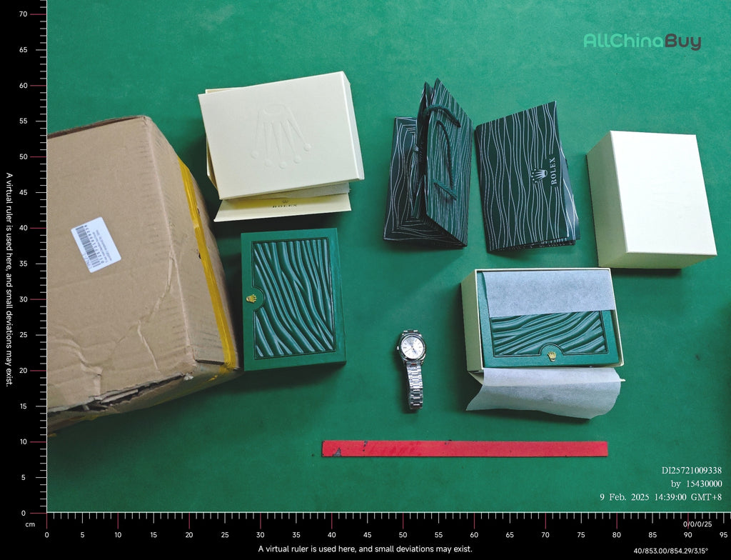 Rolex watch presentation set with box and accessories