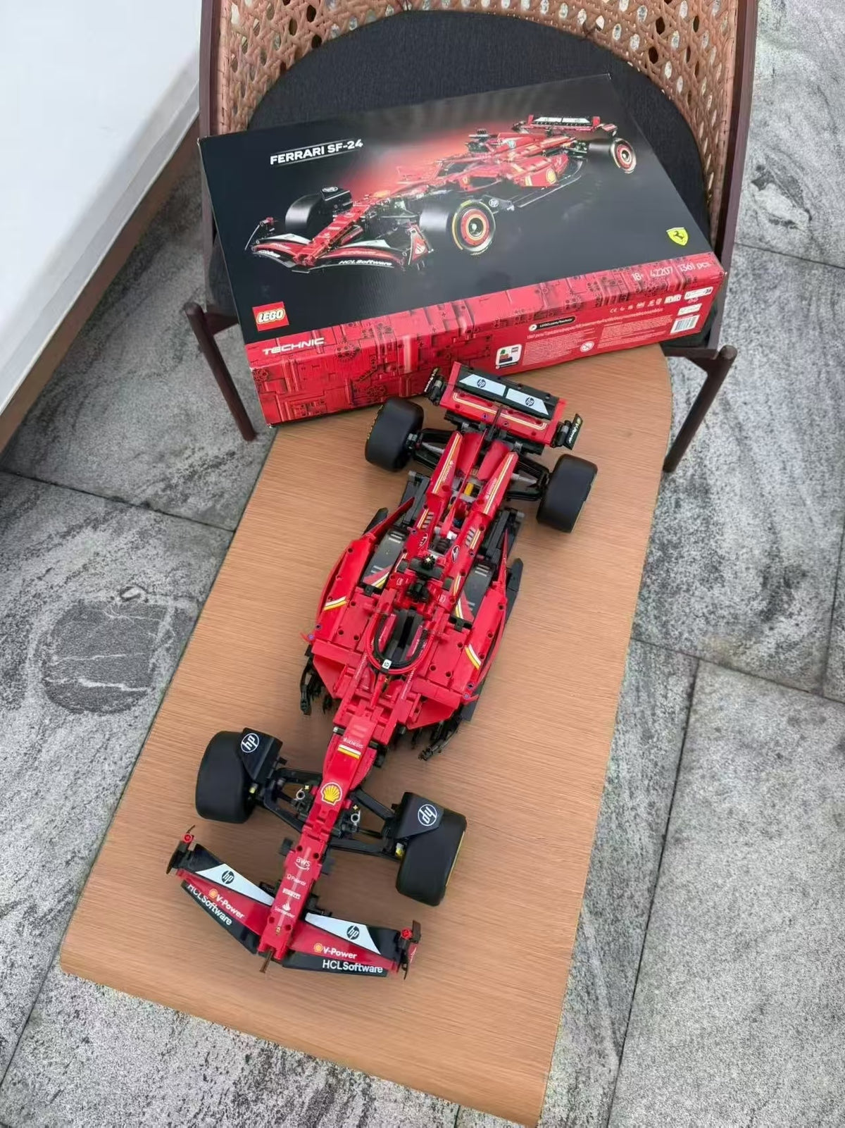 Back of LEGO Technic Mercedes-AMG F1 W14 E Performance box