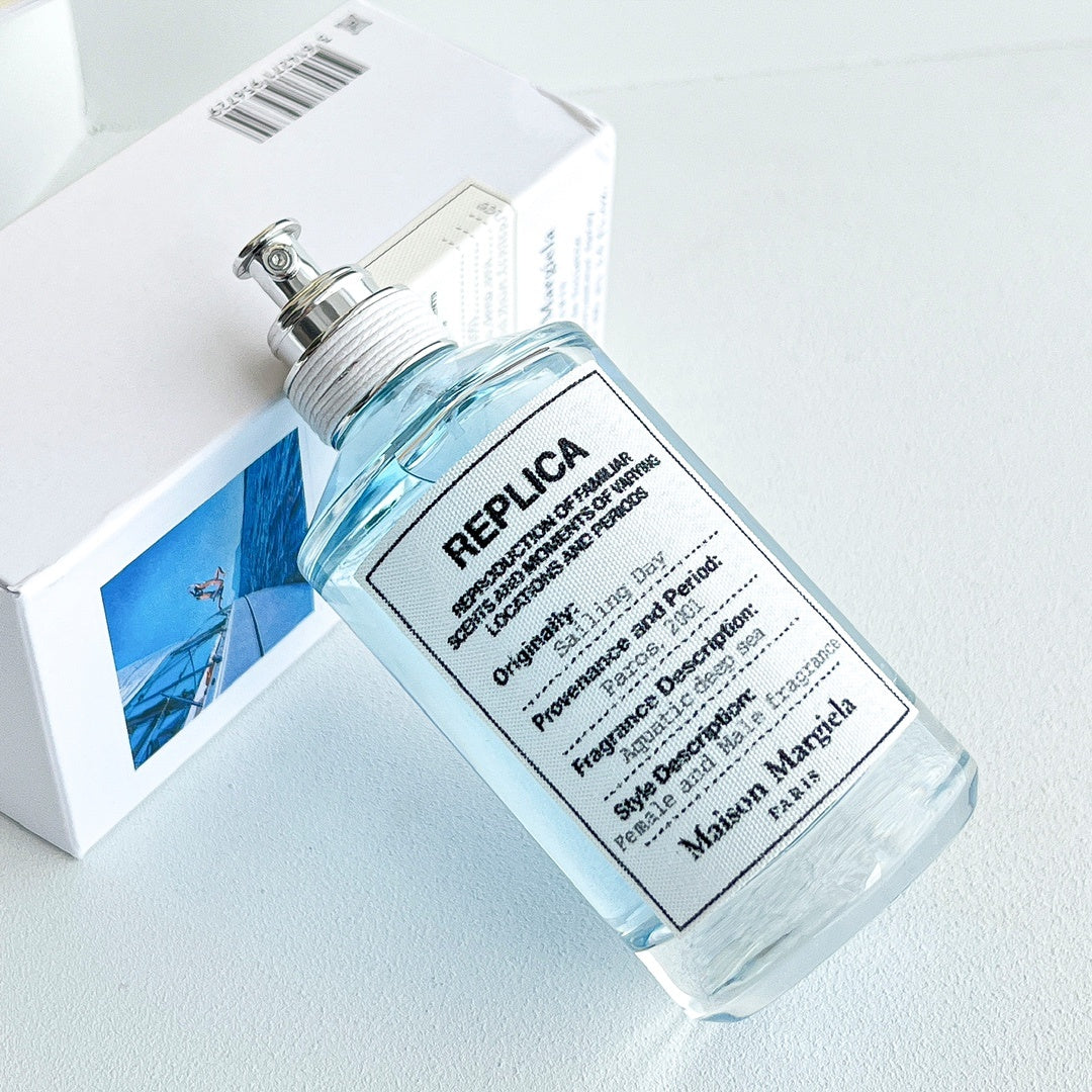 Maison Margiela Replica Lazy Sunday Morning fragrance box
