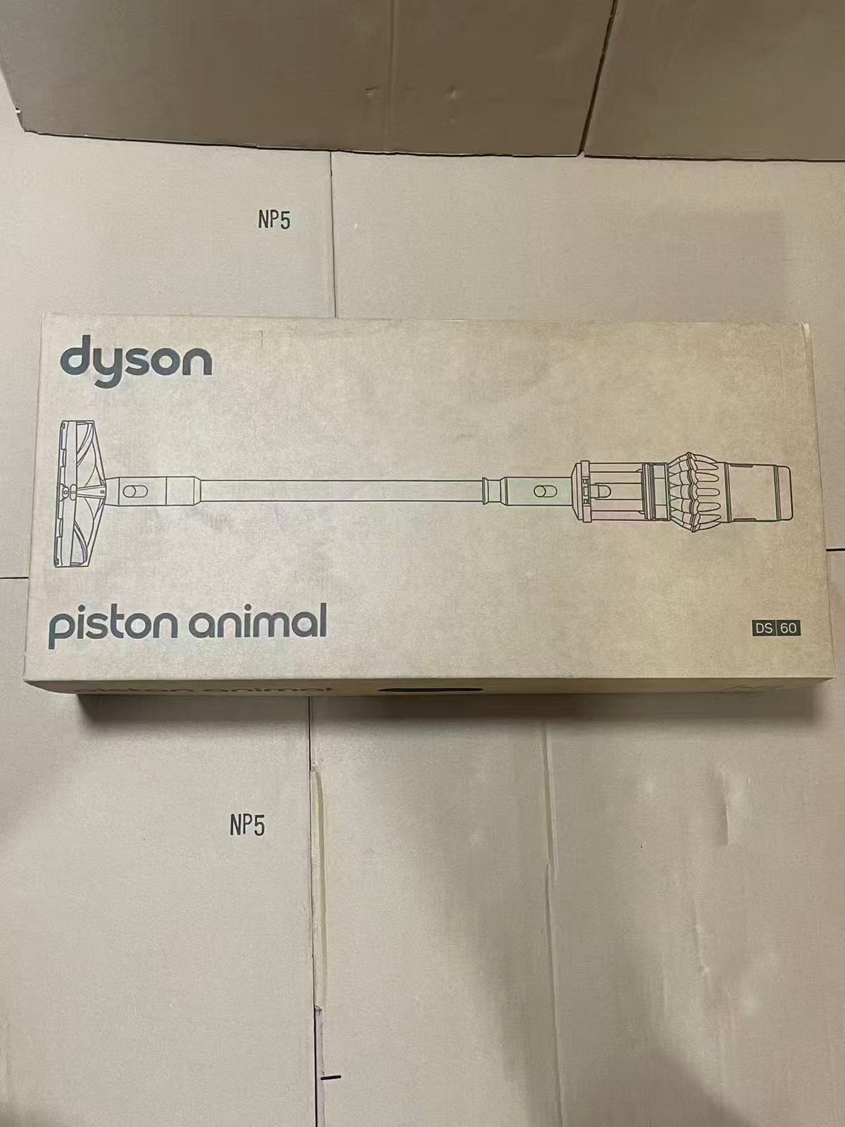 Piston Cordless Vacuum accessory closeup
