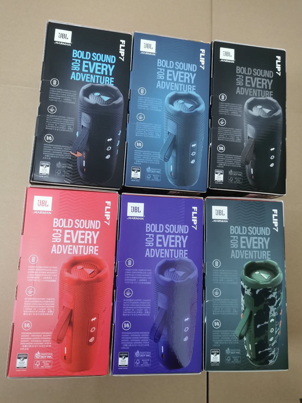 JBL Flip 7 package sides in several colors