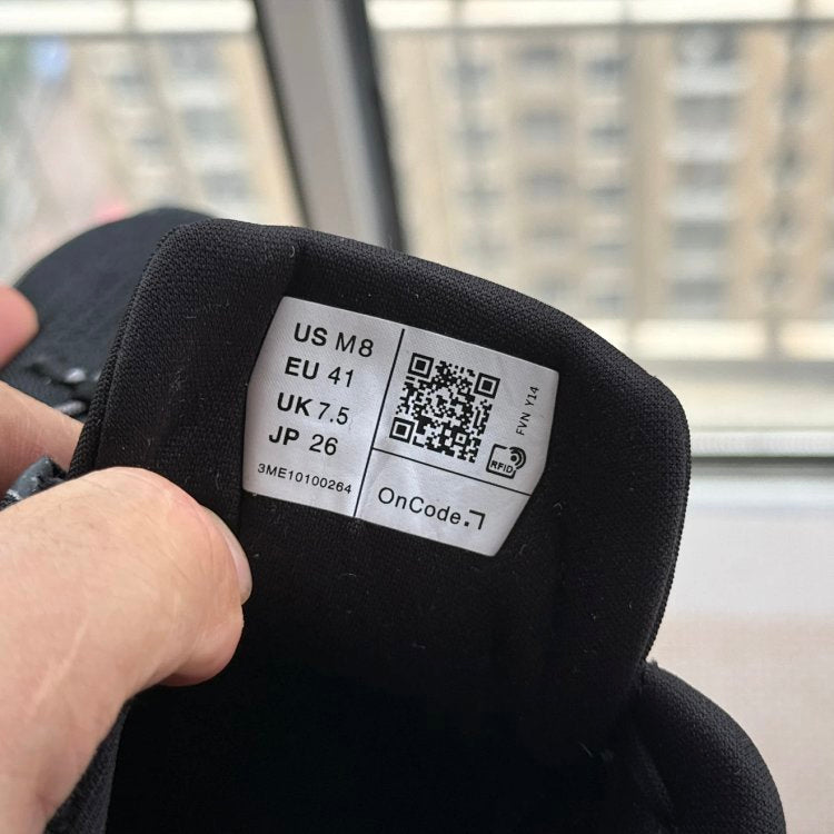 On Cloud Sneakers