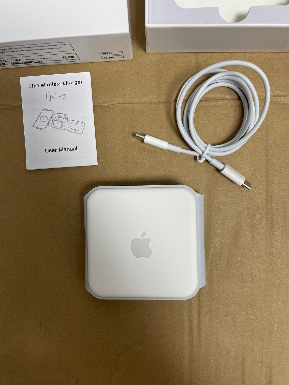 3-in-1 Foldable MagSafe-Compatible Wireless Charger